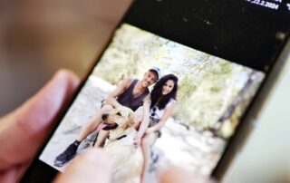 Dor & Savyon on phone